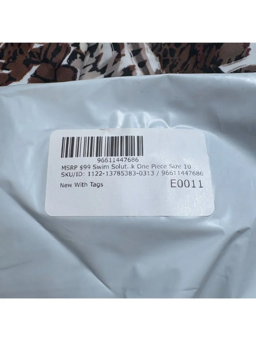 Swim Solutions Printed V-Back One-Piece Swimsuit Women's Size 10 - Picture 8 of 8